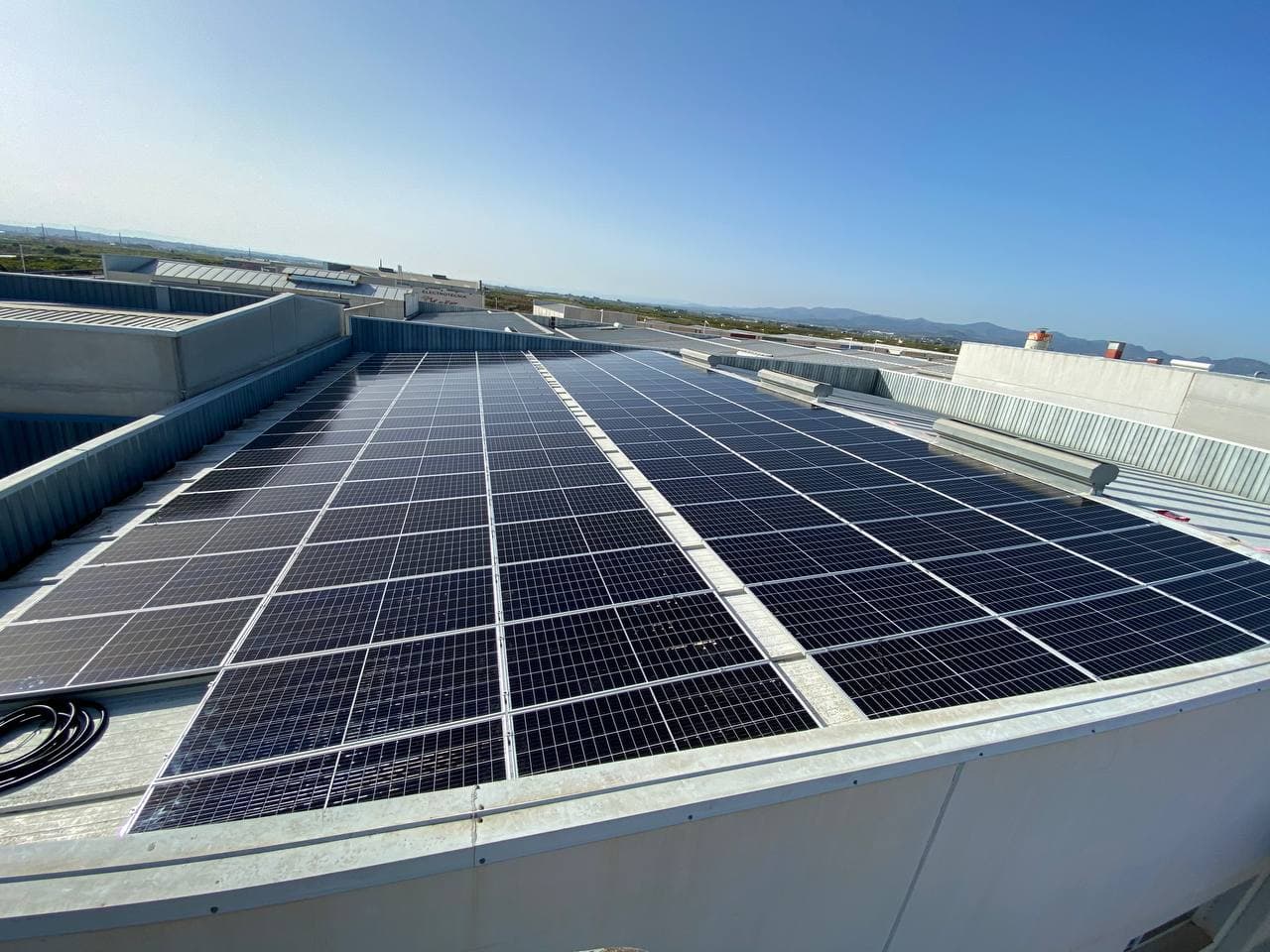 Instalación solar realizada por Sapiens Energía